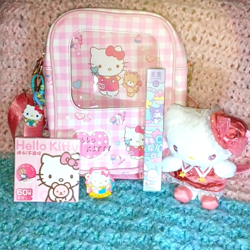 Hello Kitty Peek a Boo Bag and Plush